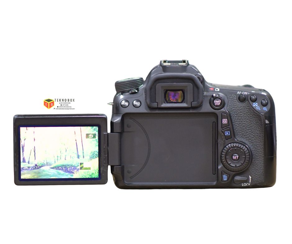 Canon 70D With Yongnuo 50mm F/1.8 Lens