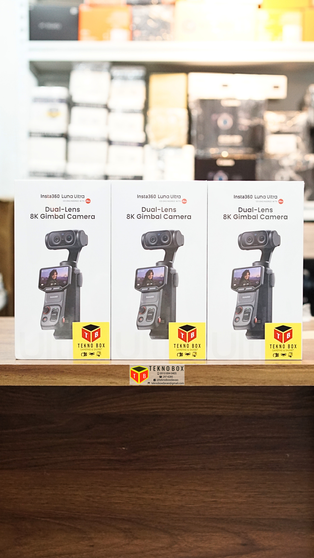 Insta360 Luna Ultra 8K Gimbal Camera Standard Bundle